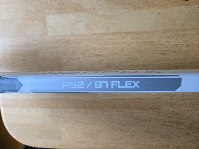 Bauer White Proto R Right Handed Hockey Stick P92 (New)