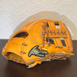 Rare Japanese IP Select Progress Collection new with tags RH Infield Baseball Glove 11.5" (New)
