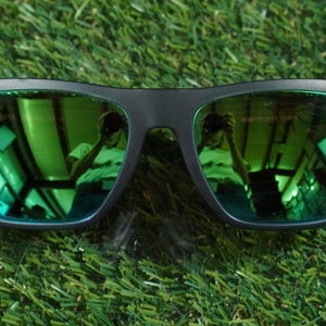 COSTA MAINSAIL SUNGLASSES POLARIZED POLYCARBONATE 580P 55-18-136 GRAY CRYSTAL