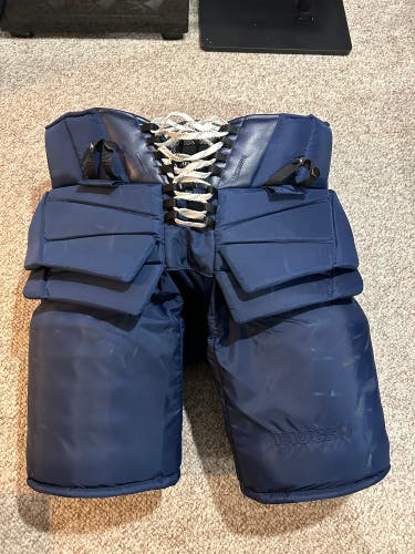 Vaughn Pro Stock Goalie Pants Large HELLBERG