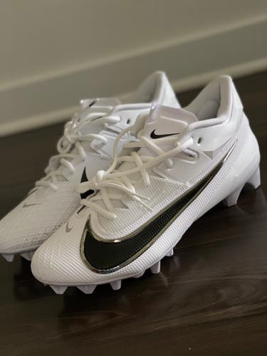 Nike Vapor Edge Elite 2 Football Cleats Carbon/White men’s size 12 *BRAND NEW*