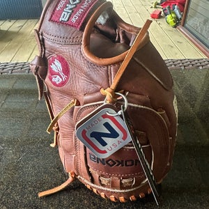 Nokona W-1200 RH Baseball Glove 12" (New)