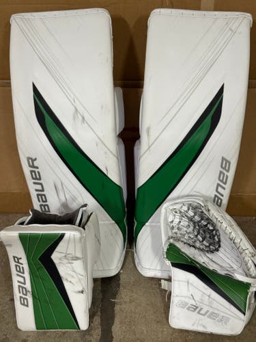 USED Bauer "Flylite" Regular Goalie Full Set Medium Vapor90 - Wedgewood