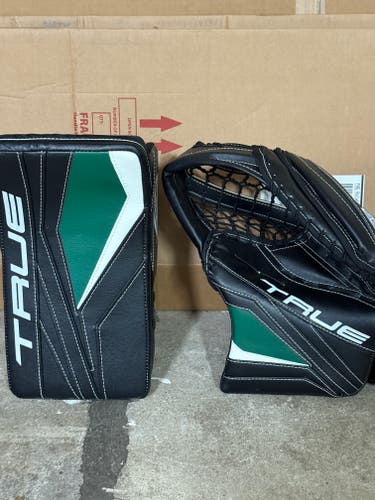NEW True L12.2 580 Glove Set - Wedgewood