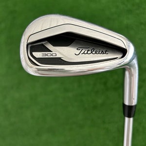 Titleist T300 21 48 Degree Gap G Wedge / Regular