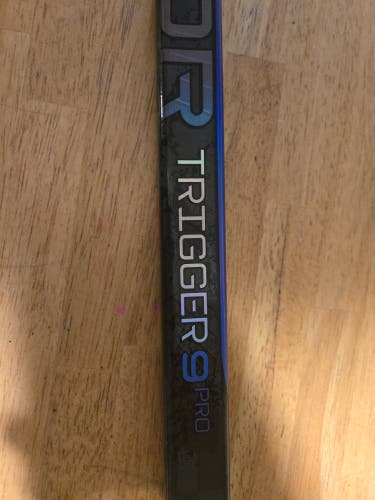 Senior CCM RibCor Trigger 9 Pro Left Hand Hockey Stick P90TM (New)