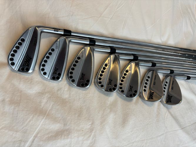 PXG 0311T Chrome Right Handed Iron Set Regular Flex Steel Shaft (Used) New Grips