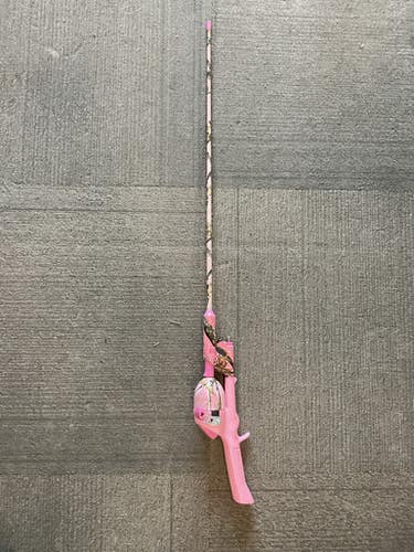 Used REAL TREE PINK CAMO FISHING ROD Rod and Reel Combo 11614-S000222502