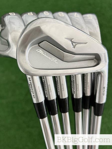 Mizuno Pro 243 Forged Iron Set 5-G / KBS Tour 130 X Extra Stiff +1