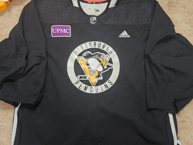 PITTSBURGH PENGUINS Adidas Black Practice Worn Used Goalie Cut Jersey size 58G