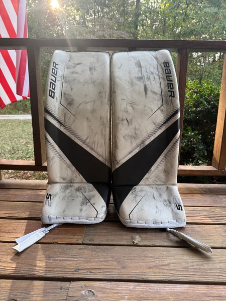 34" Bauer Goalie Leg Pads (Used)