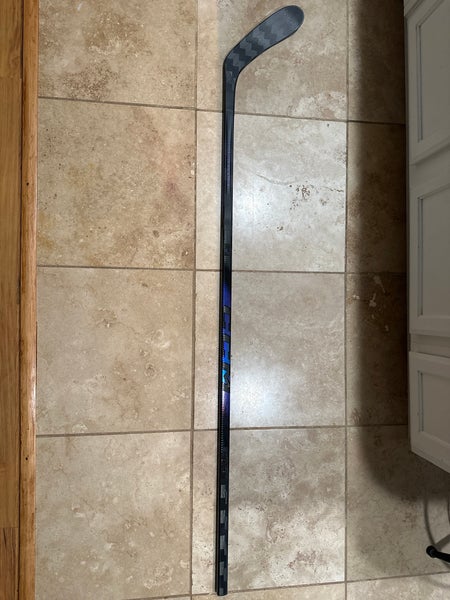 Senior CCM RibCor Trigger 10 Pro Right Handed Hockey Stick P28 (New)