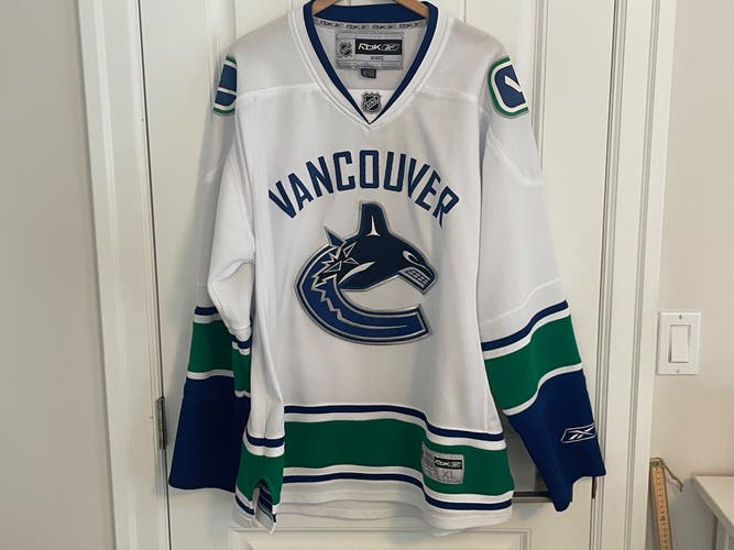 Authentic Reebok Vancouver Canucks Orca White Jersey Size XL Extra Large