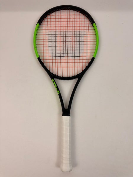 Wilson Blade 104 V6, 4 1/4 Very Good Condition