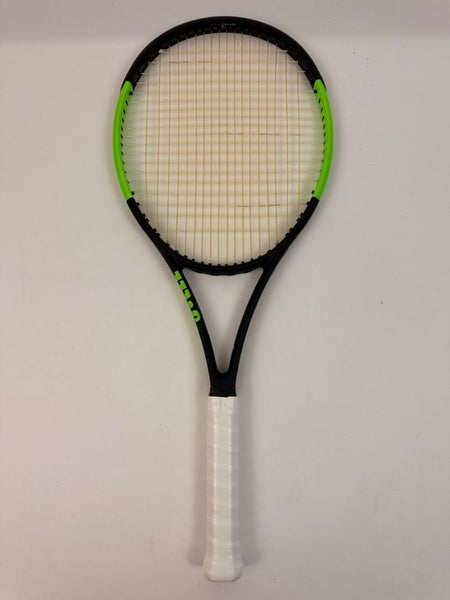 Wilson Blade 104 V6, 4 1/4 Excellent 9/10