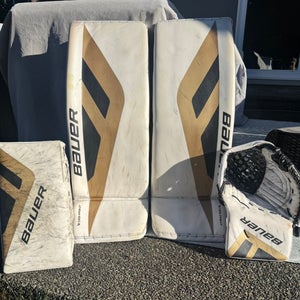 WHL GAME WORN BAUER HYPERLITE2 34+1 + 580 GLOVE & SHADOW BLOCKER