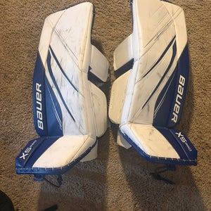 Medium Bauer Vapor X5 Pro Goalie Leg Pads (Used)