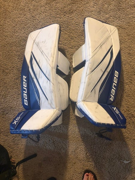 Medium Bauer Vapor X5 Pro Goalie Leg Pads (Used)