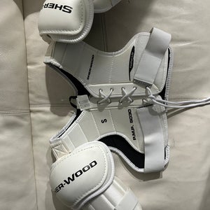 Small Senior Sher-Wood Shoulder Pads (New)