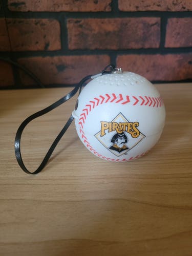 Vintage Pittsburgh Pirates MLB Baseball Shaped Radio WORKS!