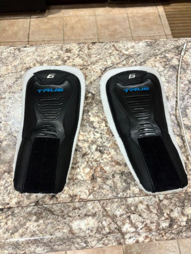 True Felt Tongues white new