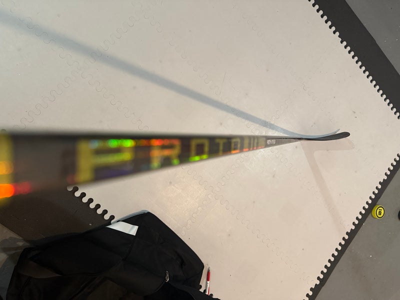 Bauer PROTO R Hockey Stick RT P92M 87 Flex - only a few shots old