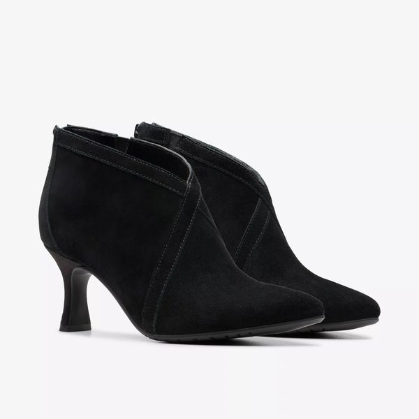 Clarks Kataleyna Sol 26180024 Boots Women's US 7.5 Black Suede Pointed Toe PQ699