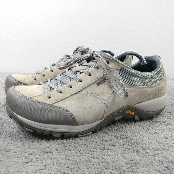 Dansko Paisley Womens 39 EU Hiking Shoes Suede Vibram Waterproof  Tan Beige