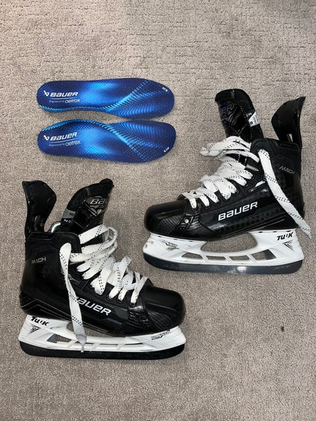Bauer Supreme Mach Hockey Skates Regular Width 8 (Used)