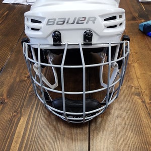 Small Bauer Re-Akt 100 Helmet (Used)