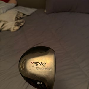 TaylorMade R540 Right Handed Driver Stiff Flex 9.5 Loft (Used)