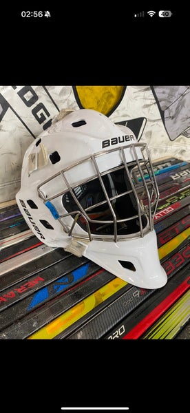 Senior 2024 Medium Bauer NME One Goalie Mask (Used)