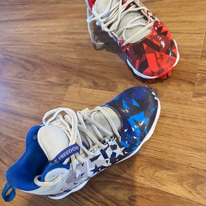 Unisex 5Y (Big Kids / Youth) Under Armour (Used)