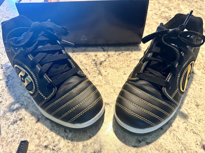 Black Unisex Youth 5Y (Big Kids / Youth) (Used)