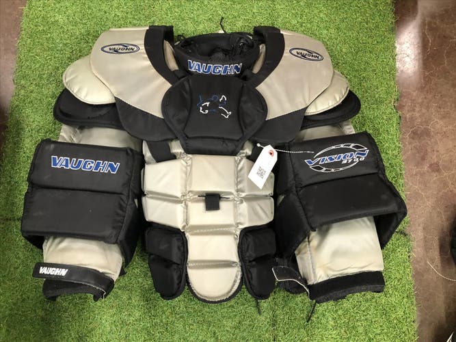Senior Medium Vaughn Vision 3700 Goalie Chest Protector (Used)