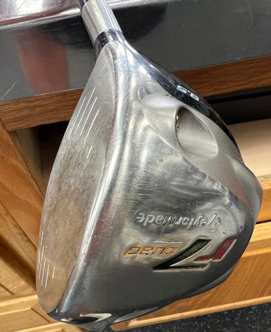 Used Taylormade R7 QUAD Mens Driver RH 9.5 Degree 11497-S000152529
