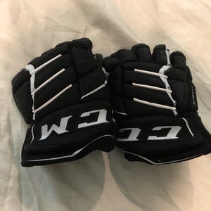 CCM JetSpeed FT370 Gloves 10" (Used)