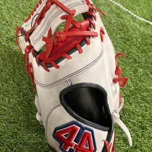 White 44 Pro Signature Series LH First Base Baseball Glove 13" (Used)