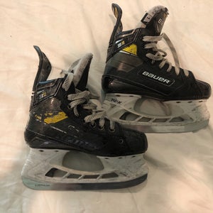 Bauer Supreme 3S Pro Hockey Skates Extra Wide Width Size 1 (Used)
