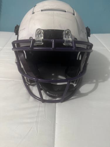 Medium Youth Schutt F7 Helmet (New)