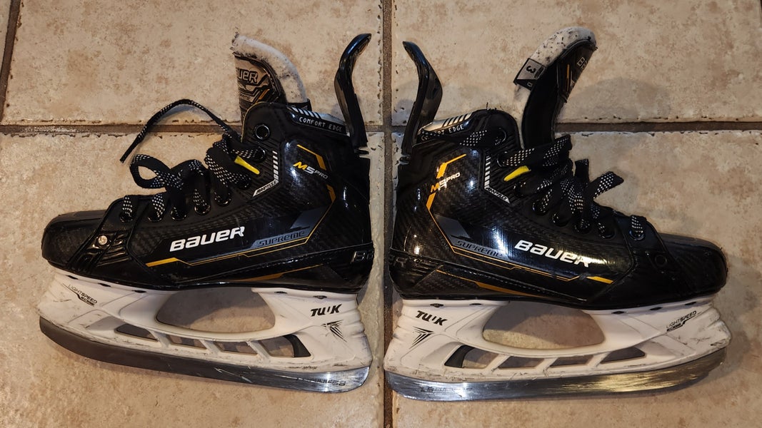 Bauer Supreme M5 Pro Hockey Skates Size 3 (Used)