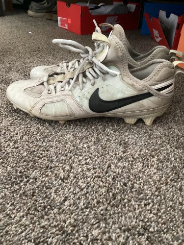 White Men's Size M 9.5 (W 10.5) Adult Nike Huarache 9 Elite Low Low Top Molded Cleats (New)