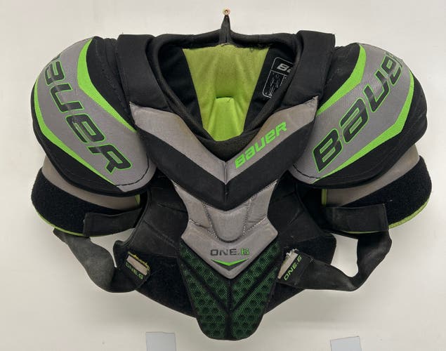 Small Senior Bauer Supreme One.6 Shoulder Pads (Used)