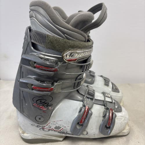 Mondo Size 24 US Womens Size 7 NORDICA ONE FLEX INDEX 40 Ski Boots         c