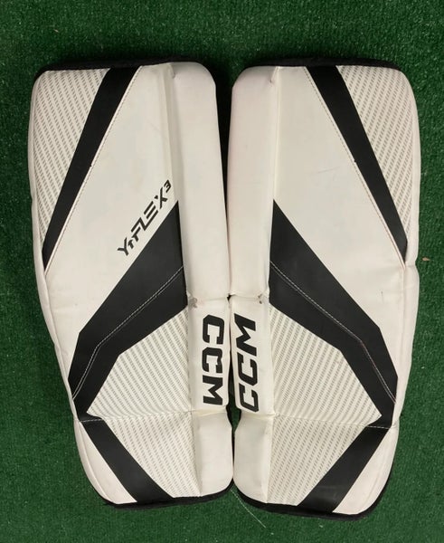 CCM YTFLEX 3 Goalie Leg Pads | Youth 22"