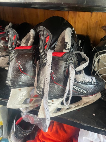 2024 Bauer Vapor X5 Pro Hockey Skates Regular Width Size 3.5 (Used)