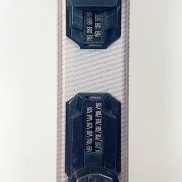 Used $550 Salomon R11 Skis &Salomon L10 Gripwalk Bindings Size 146cm