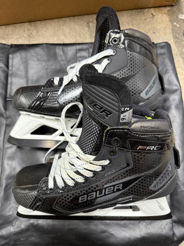 USED Bauer Pro Hockey Goalie Skates Regular Width Pro Stock 9.5 Fit 2 - Wedgewood