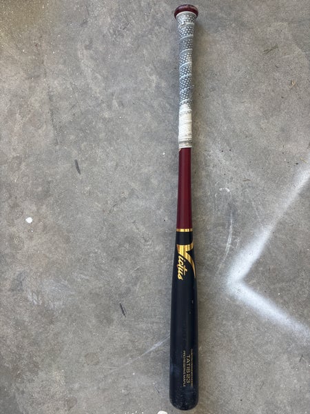 2023 Victus Tatis Maple Bat 33" (Used)