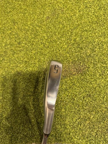 Titlesit 2023 T100 Single 5 Iron, AMT White Stiff Flex, RH